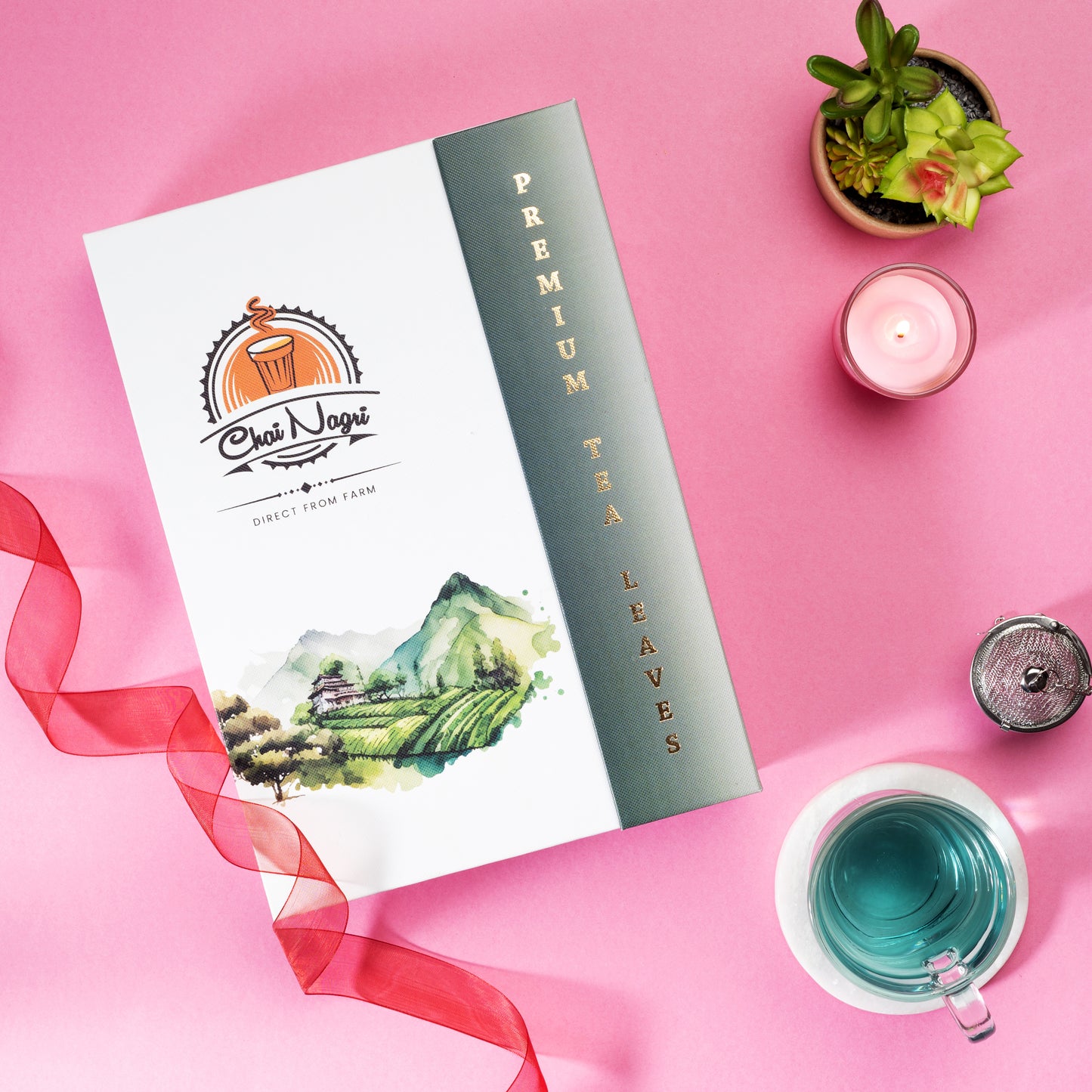 Chai Nagri Geschenkbox mit Tees, Band, Kerze und Deko – ideal für besondere Momente.